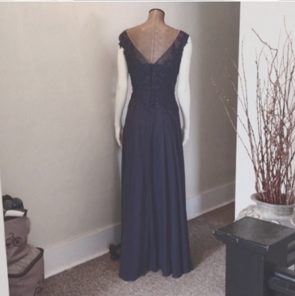 Chiffon Mother of the bride, bridesmaids, or Special Occasion dress. - Picture 2 of 6